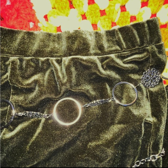 Shein Dark Green Velvet Flared Elastic Pants 🌿🪲 - Picture 2 of 4